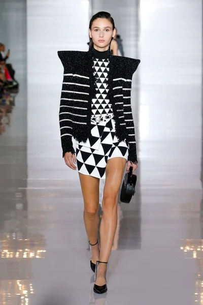 Look 66